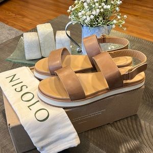 NIB Nisolo Go-To Flatform Sandal